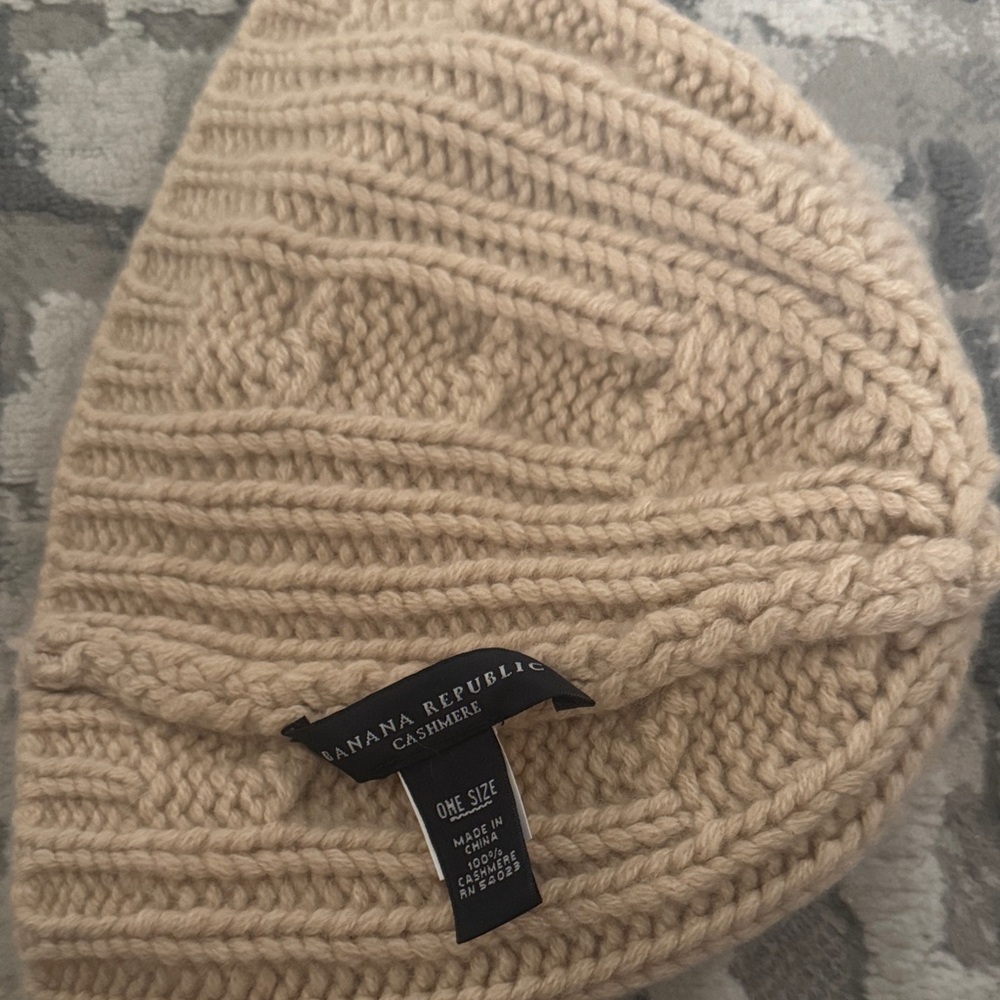 Banana Republic Tan Cashmere Beanie